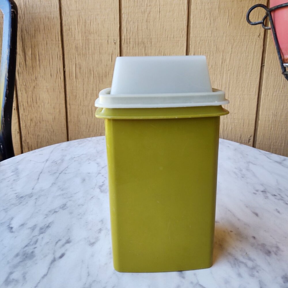 Tupperware 3 Piece Pick A Deli Container Pickle Keeper Avocado Green 1330-1 - Picture 3 of 11